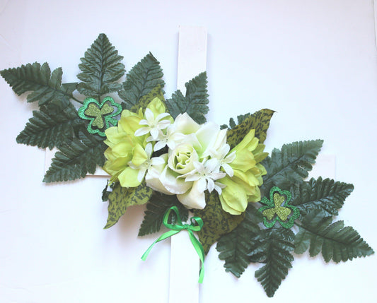 St. Patrick's Day Floral Mix Cross